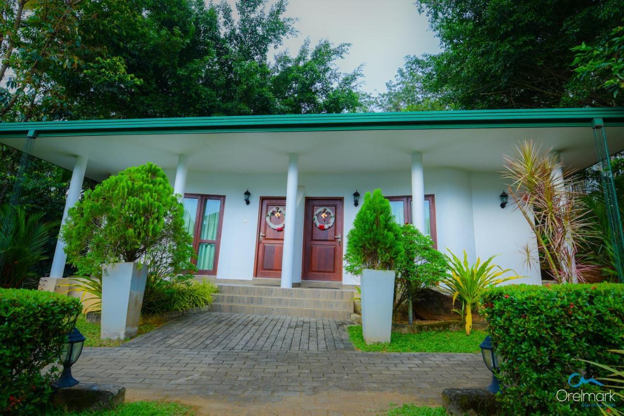 Seethawaka Regency Ависсавелла Экстерьер фото